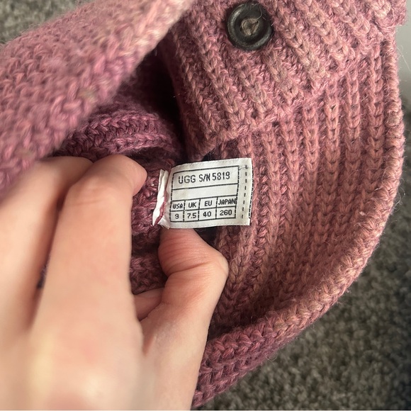 Y2K “UGG Australia” Pink Knitted Classic Cardy Button-up Boots - Picture 8 of 8